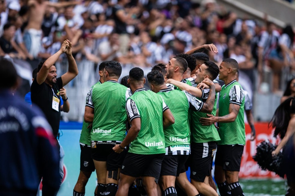 Ceará só empata com o Botafogo-SP e segue estacionado na 11ª posição da  Série B
