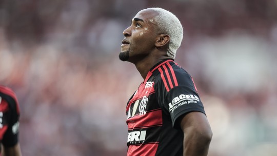 Flamengo acerta empréstimo de Lorran ao Pisa, da Itália