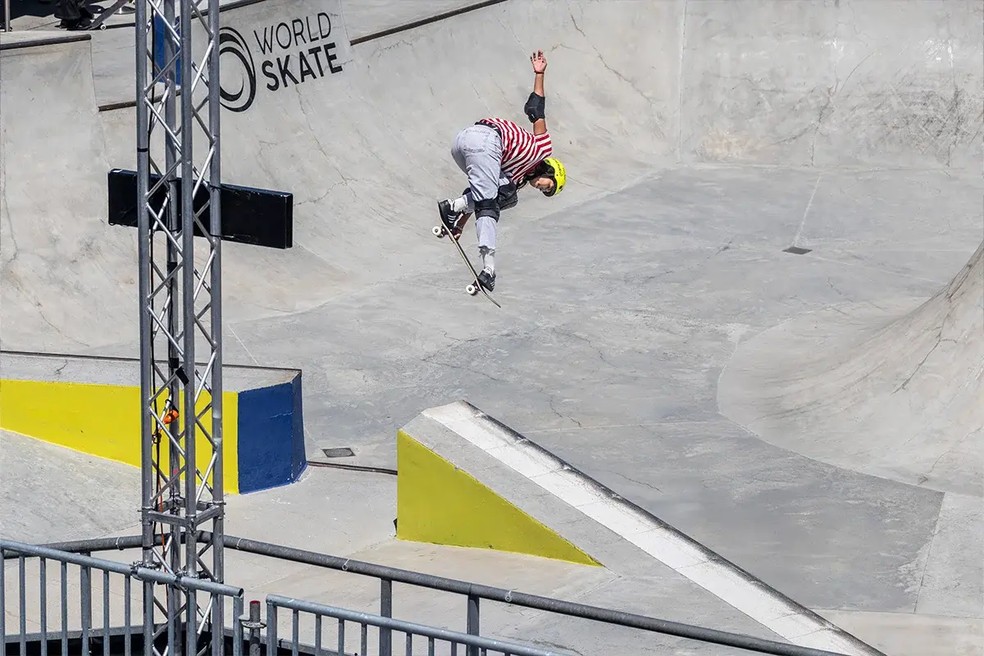 Raicca Ventura nas quartas do park na Copa do Mundo de Skate