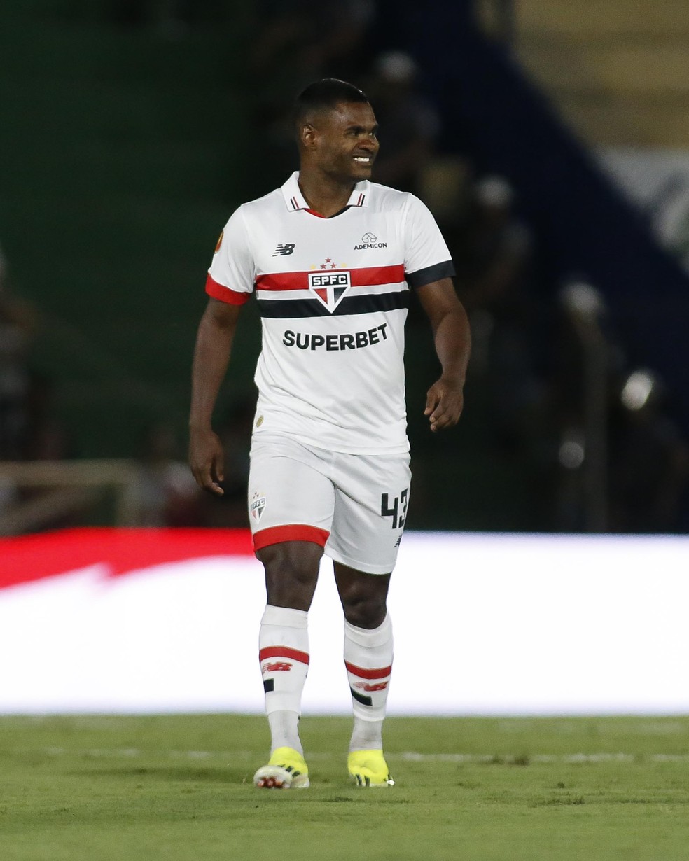 Nikão em Mirassol 1x1 São Paulo — Foto: Miguel Schincariol/saopaulofc