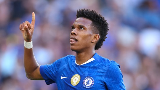 Estêvão é eleito a segunda melhor contratação da janela da Premier League; veja top 10