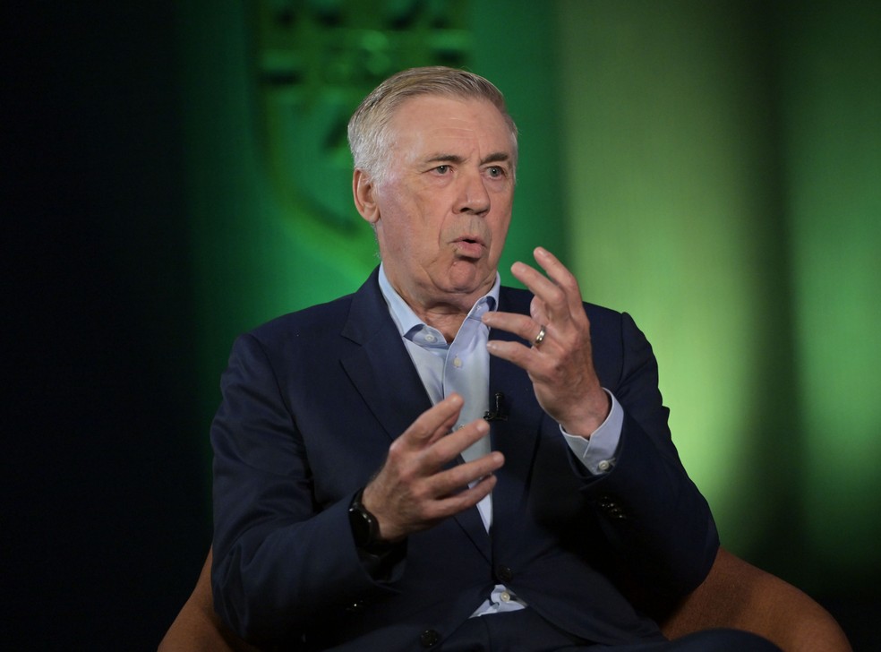Carlo Ancelotti em entrevista ao ge — Foto: André Durão / ge