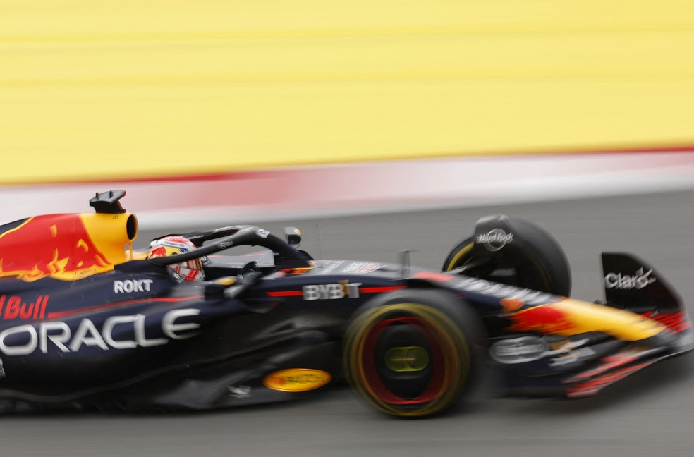 Max Verstappen durante o GP da Espanha — Foto: Reuters