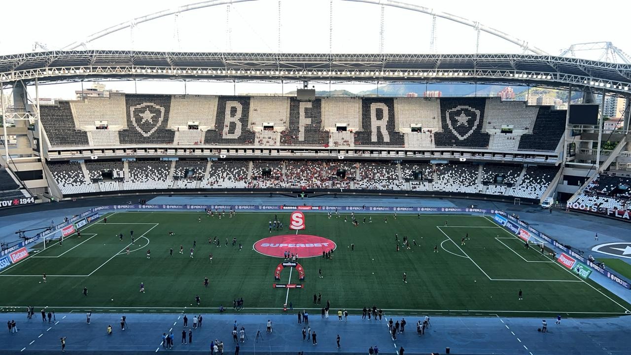 Vasco x Flamengo no Nilton Santos será com público dividido igualmente