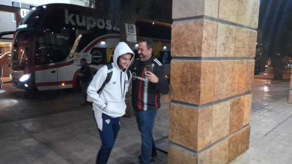 São Paulo chega a Calama para enfrentar o Cobresal: confira lista de convocados