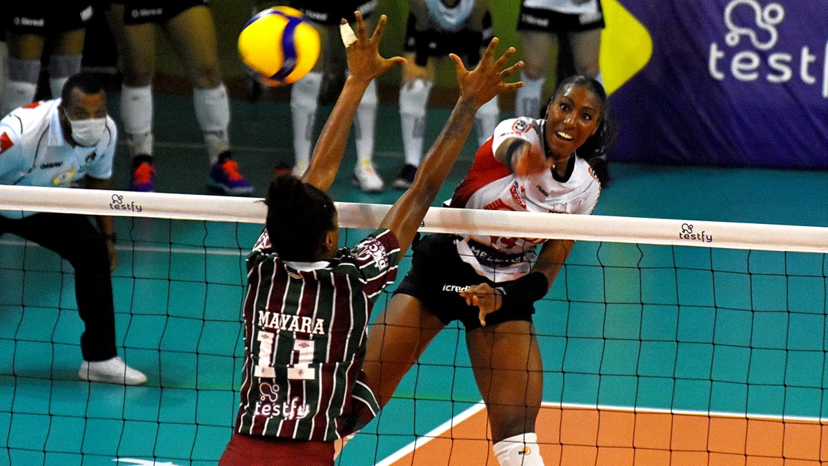 Equipe de vôlei feminina vence por 3 sets a zero a Unifap no JUBs 2021