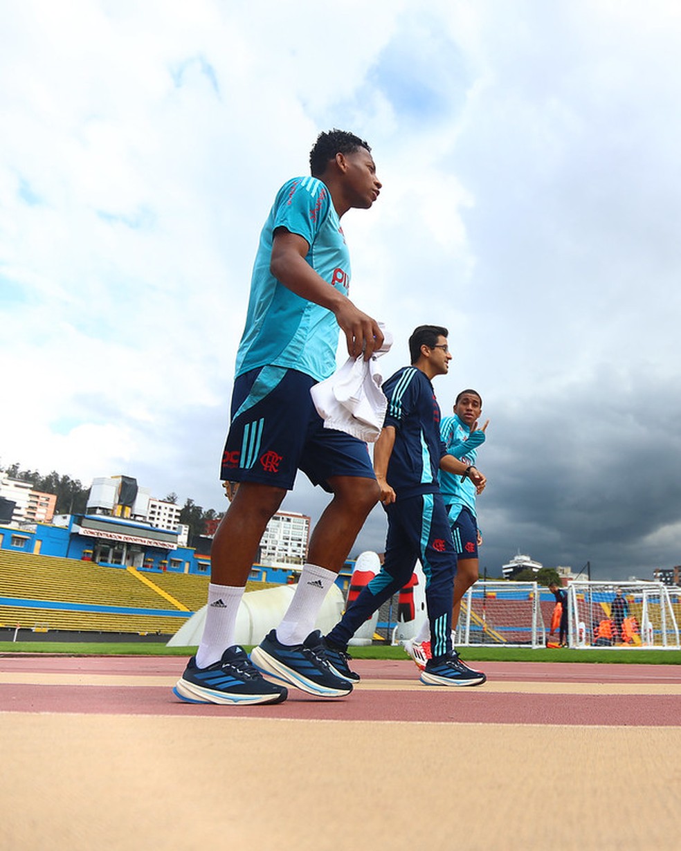 Plata no treino em Quito na vspera de LDU x Flamenngo  Foto: Gilvan de Souza / CRF