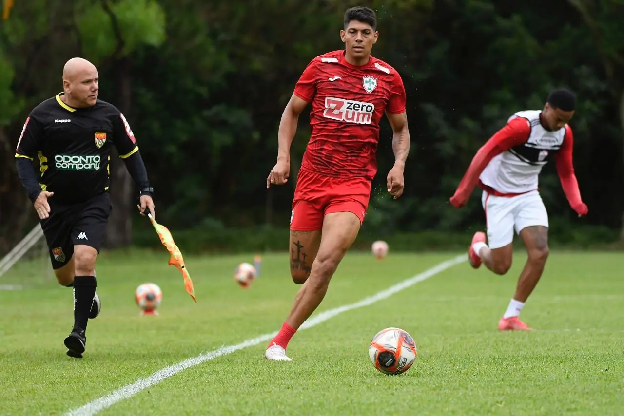 Zé Vitor: futuro incerto na Lusa e olhada da Série A