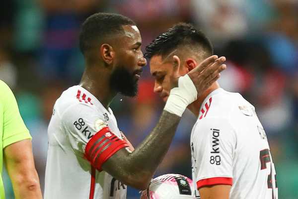 Destaque de Gerson lidera atuação sólida do Flamengo sob comando de Filipe Luís.