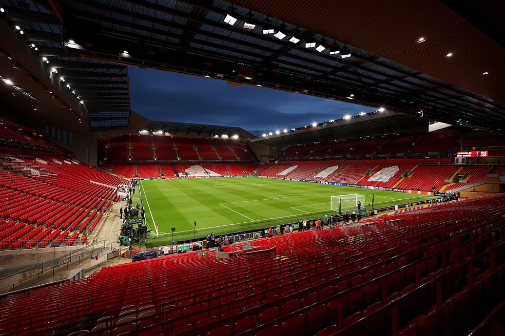 Anfield antes de Liverpool x Real Madrid pela Champions League — Foto: Justin Setterfield - UEFA/UEFA via Getty Images