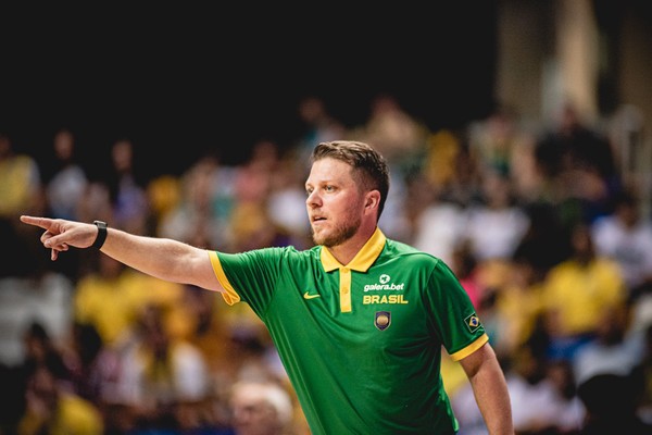 Gustavinho analisa estreia do basquete contra o México no pan