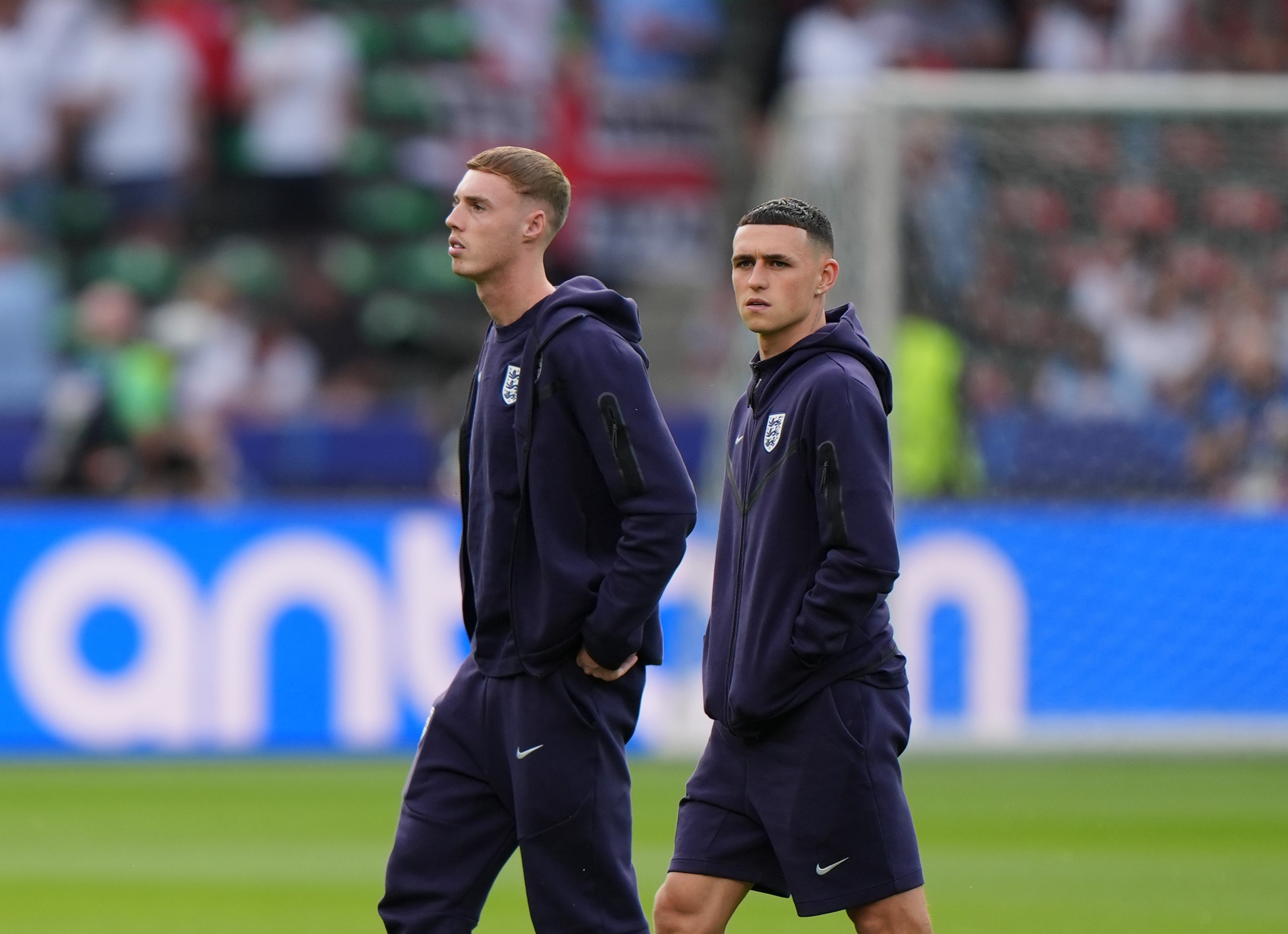 Foden e Palmer ficaram fora da Copa devido a "calendário maluco", aponta associação de jogadores