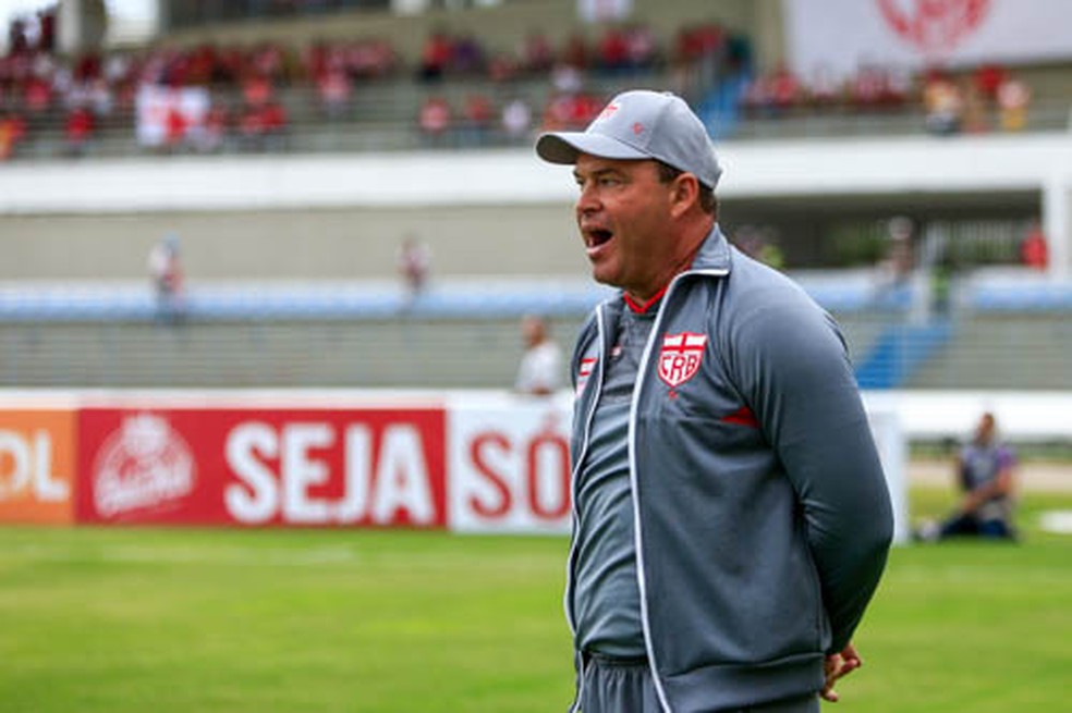 Roberto Fernandes durante jogo do CRB em 2019 — Foto: Ailton Cruz/Gazeta de Alagoas