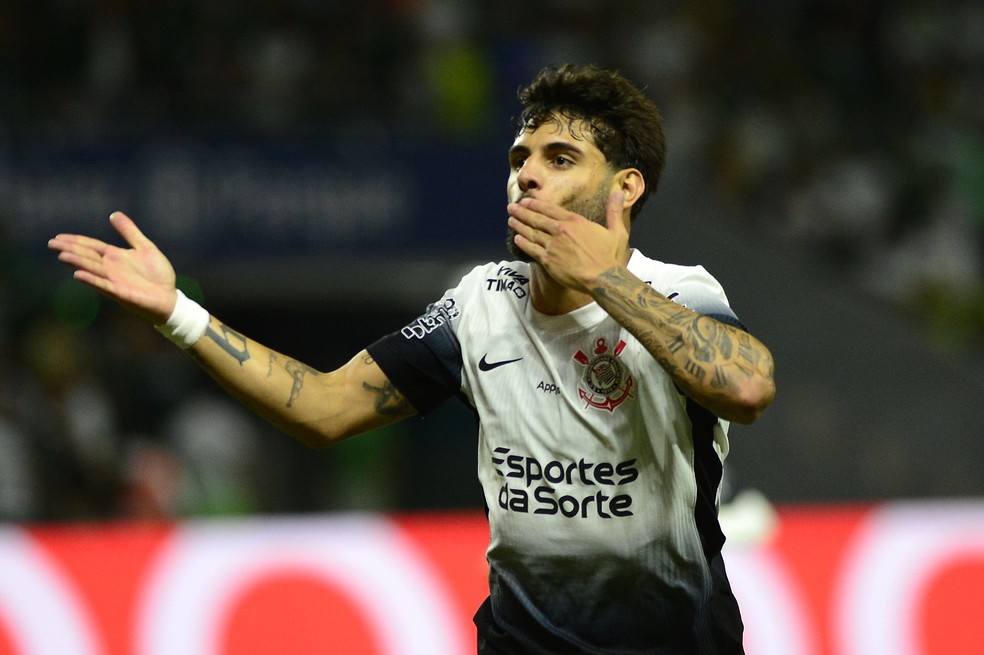 Yuri Alberto comemora gol do Corinthians contra o Palmeiras — Foto: Marcos Ribolli