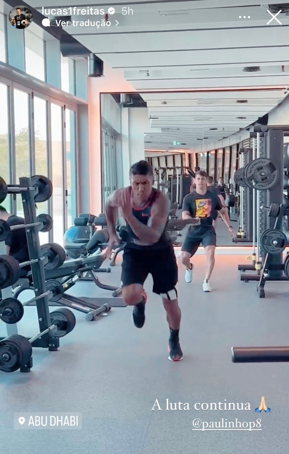 Paulinho, do Corinthians, em treino nas férias — Foto: Reprodução