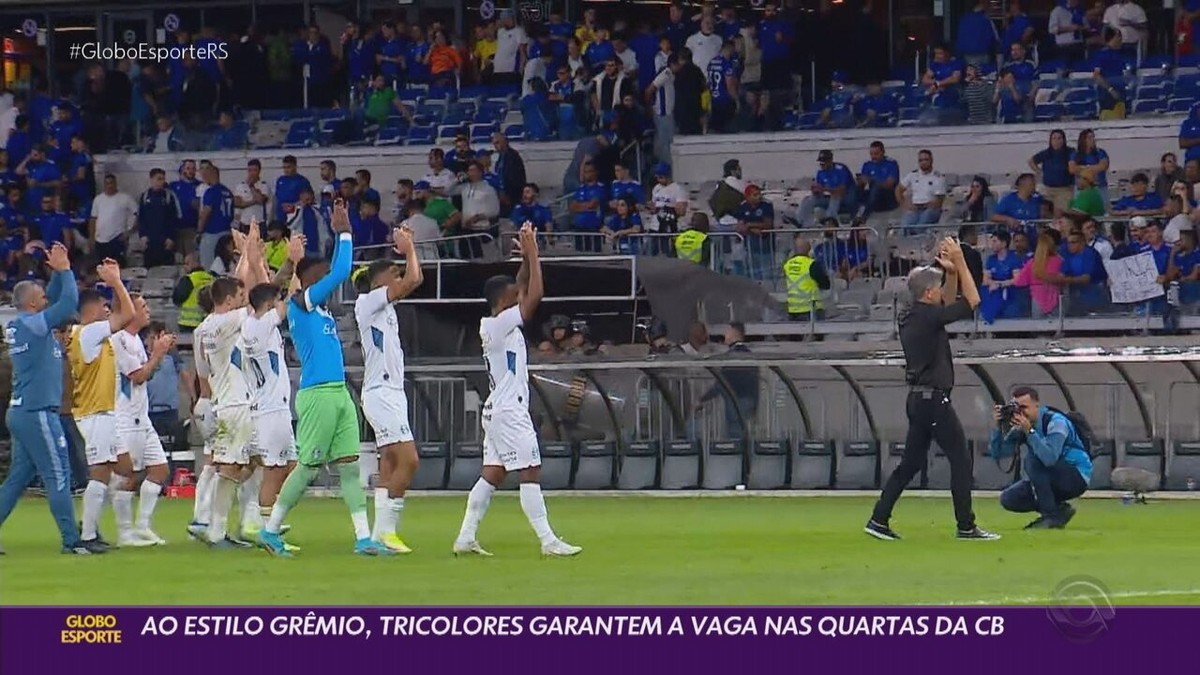 Grêmio fecha mais um bloco de seis jogos e, pela primeira vez