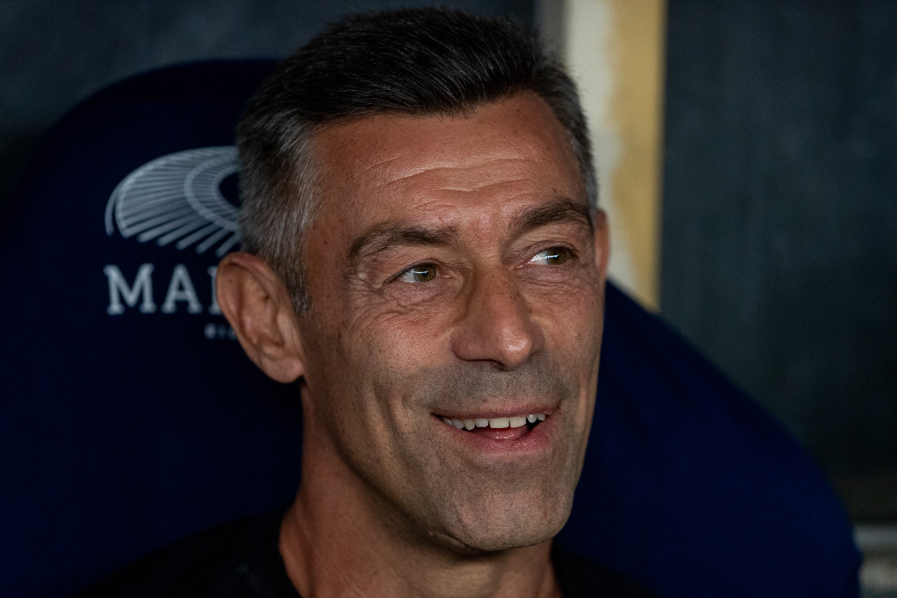 Fifa condena Santos a pagar R$ 13 milhões ao técnico Pedro Caixinha