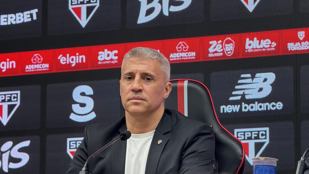 Hernán Crespo é apresentado como técnico do São Paulo — Foto: Marcelo Braga