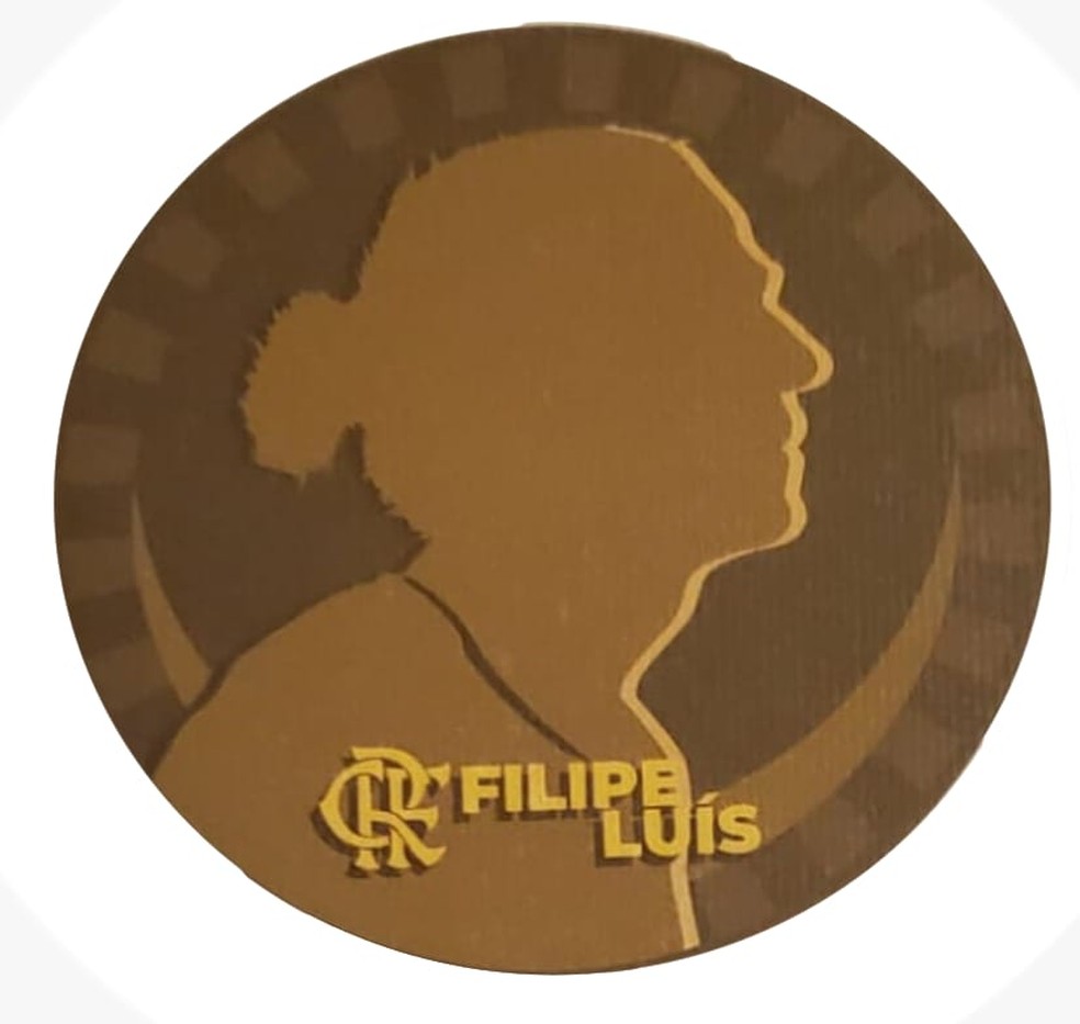 Confira aí o patch de Filipe Luís que será colocado na camisa do Flamengo — Foto: Reprodução