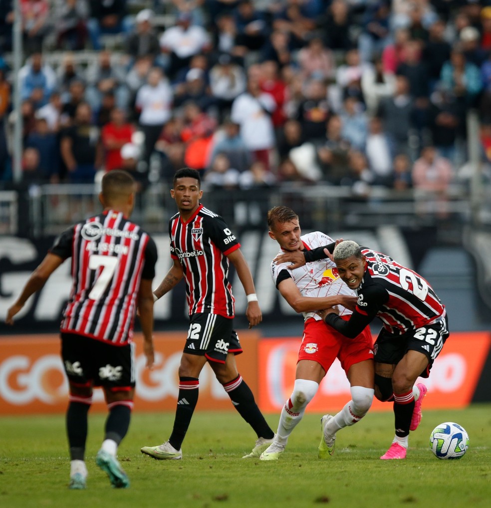 São Paulo encarou o Bragantino às vésperas do duelo contra o Palmeiras — Foto: Ari Ferreira/Red Bull Bragantino
