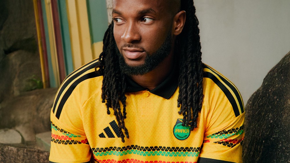 Seleção Jamaicana de Futebol lança uniformes em homenagem a Bob Marley