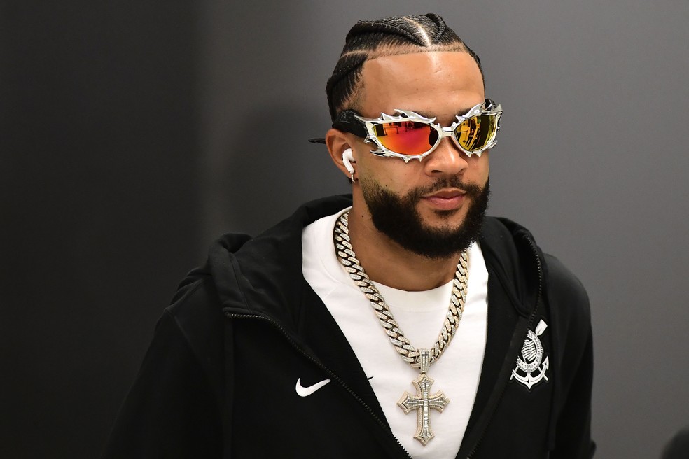 Memphis chegou foi a grande contratação do Corinthians nos últimos anos  — Foto: Marcos Ribolli