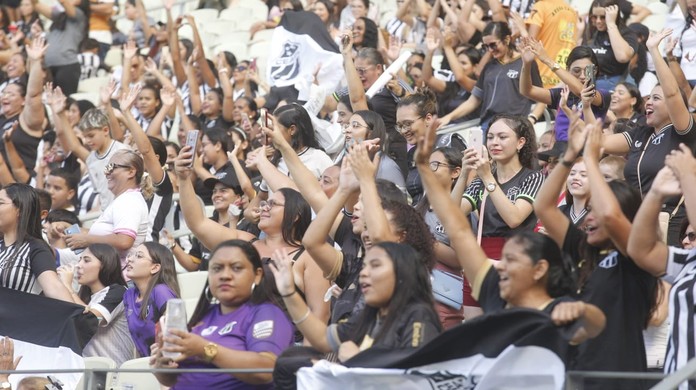 Mulheres e crianças entram de graça no Mineirão para o jogo com o Ceará
