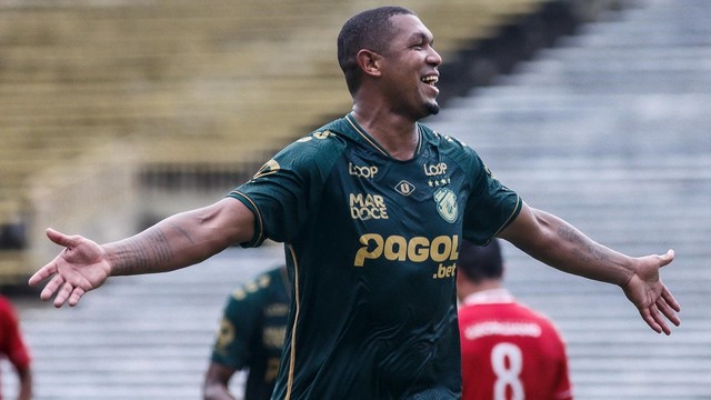 Rodrigão, atacante do Altos