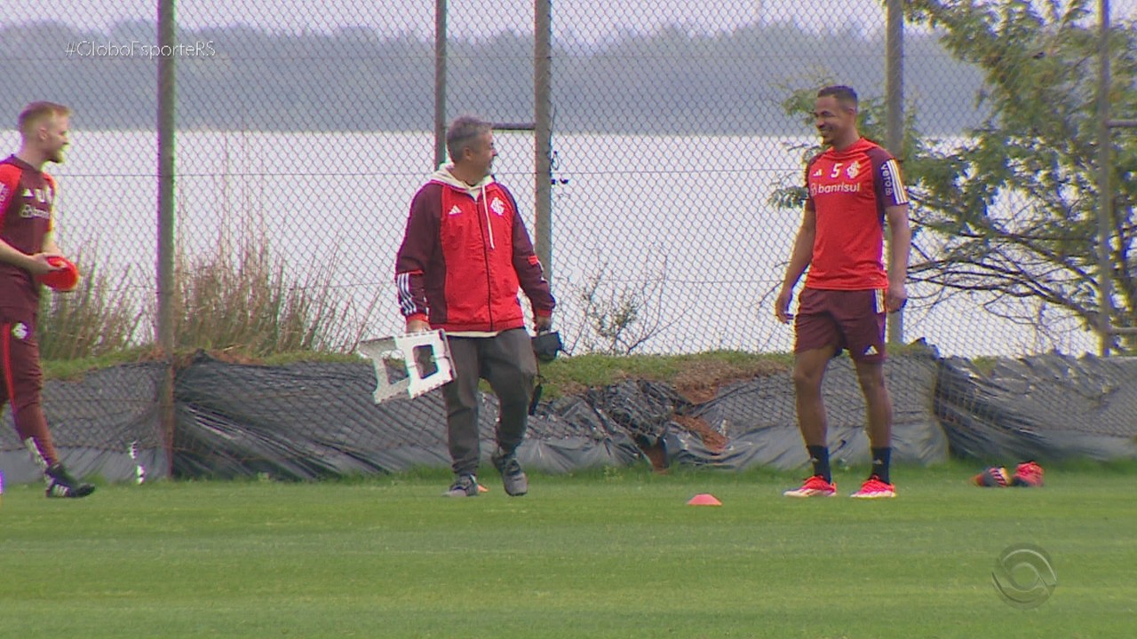 Fernando é a novidade no treino do Inter