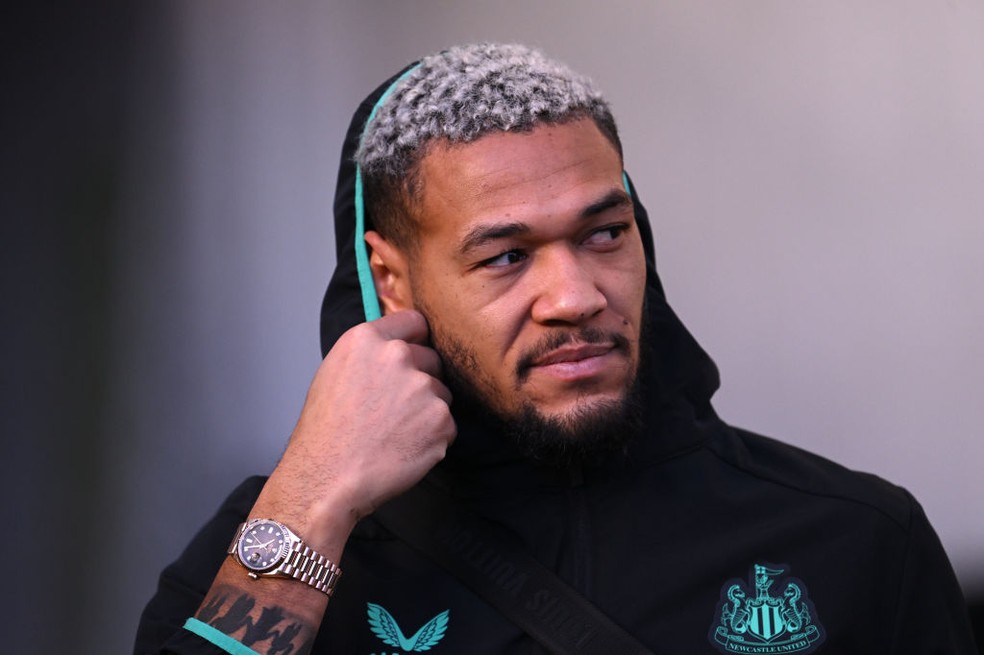 Joelinton teve a casa furtada em janeiro, enquanto assistia a um jogo do Newcastle — Foto: Getty Images