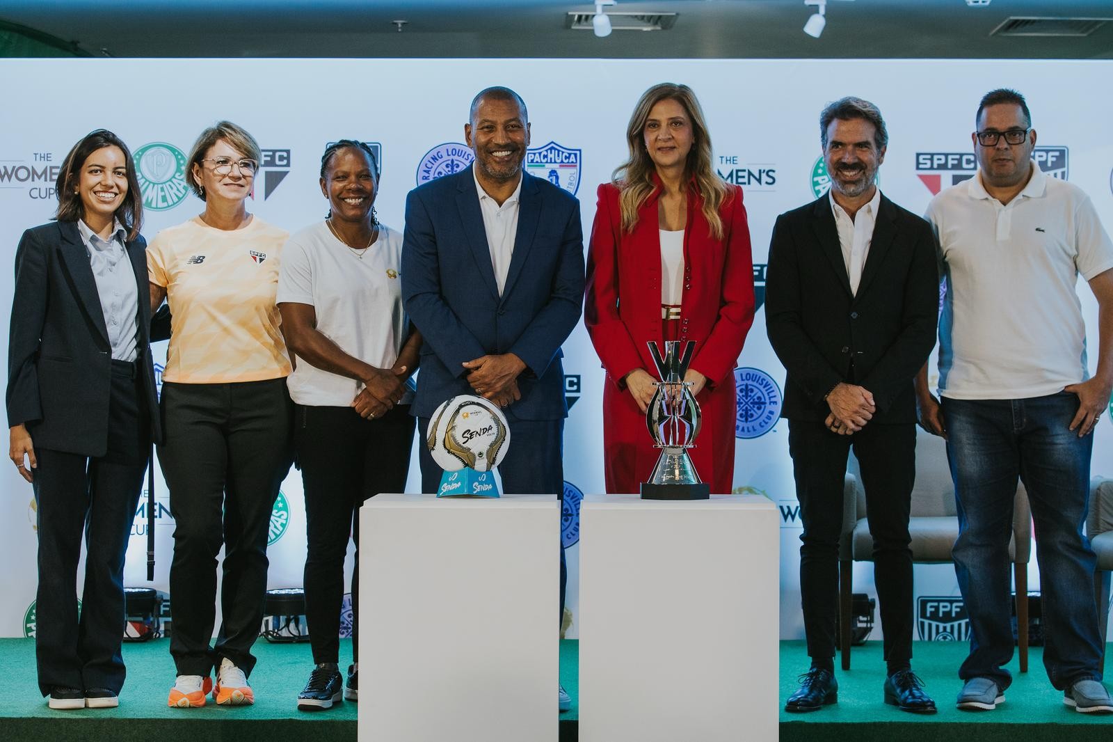 Palmeiras sedia torneio feminino inédito no Brasil com grande expectativa de público.