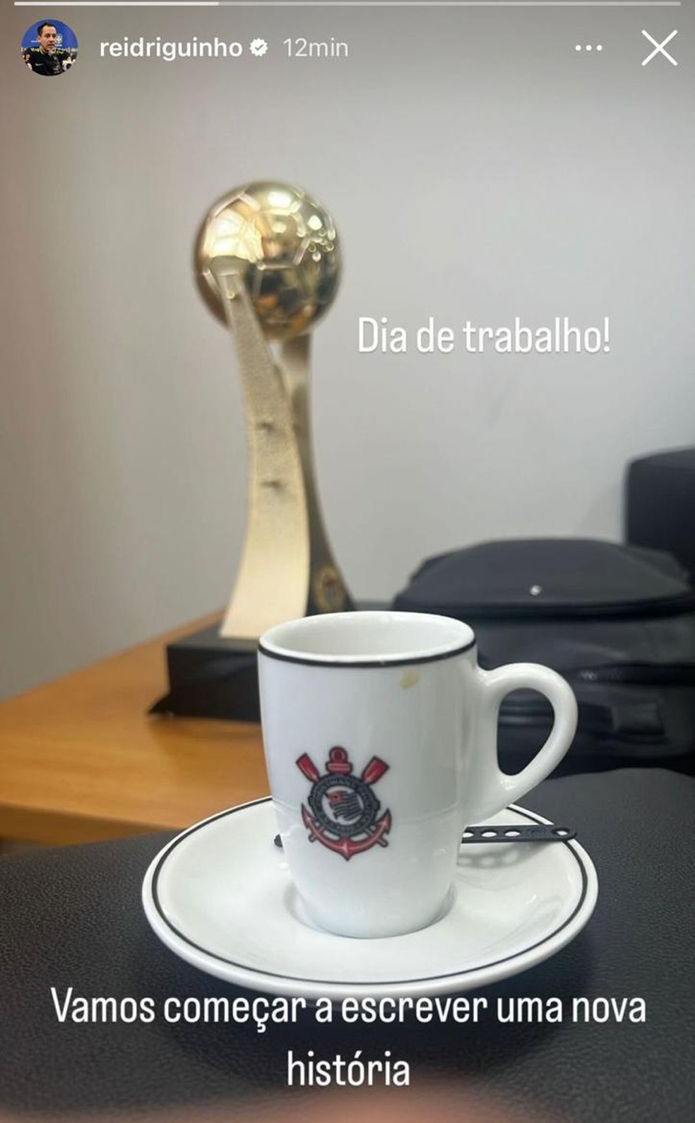 Rodriguinho tomou café no Corinthians no início de janeiro — Foto: Reprodução