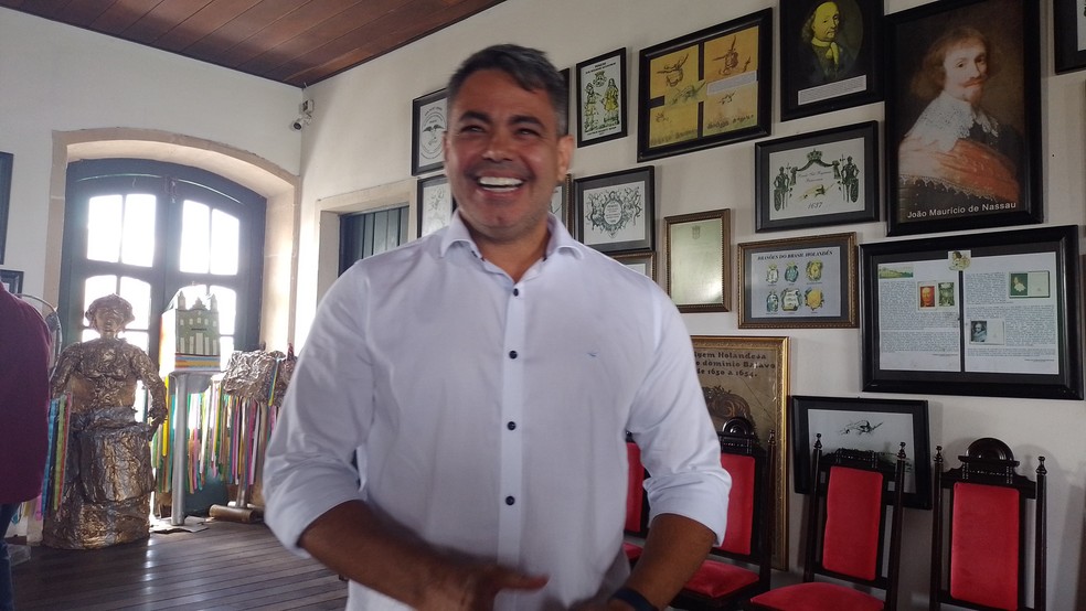 Marlon Araújo disse que elenco do CSA está praticamente montado — Foto: Leonardo Freire / ge