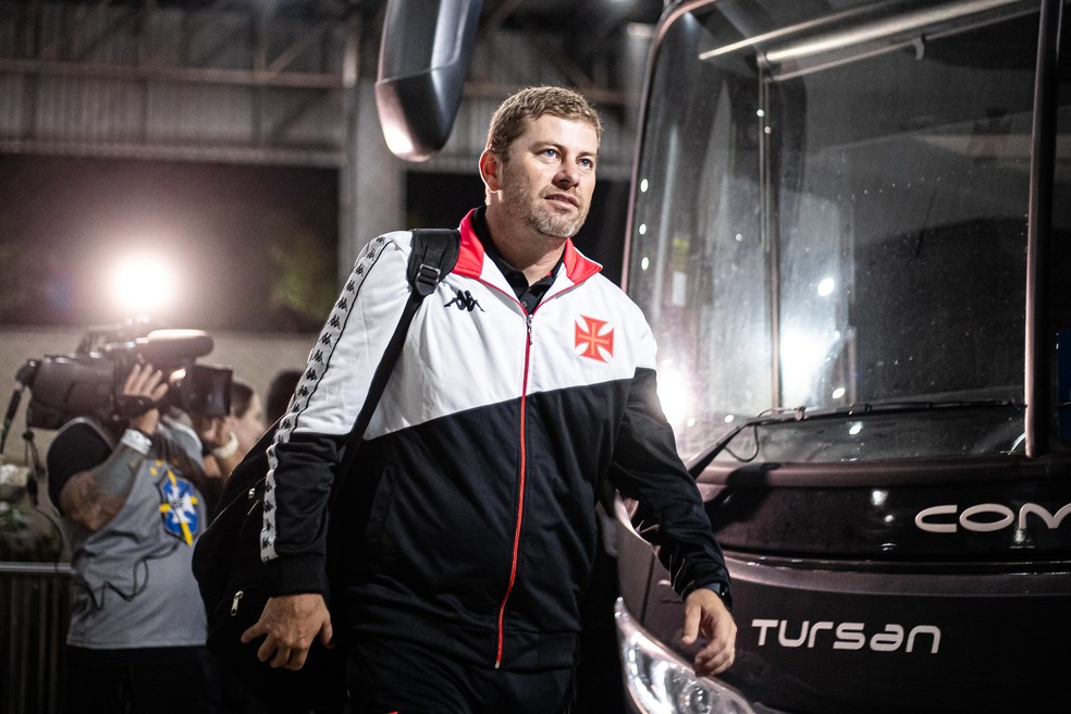 Rafael Paiva, interino do Vasco no jogo contra o Fortaleza � Foto: Leandro Amorim/Vasco