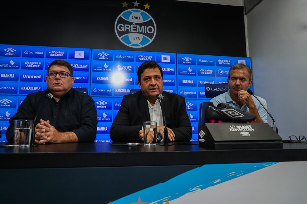 Alexandre Rossato, Alberto Guerra e Guto Peixoto, novo departamento de futebol do Grêmio — Foto: ANGELO PIERETTI / GRÊMIO FBPA