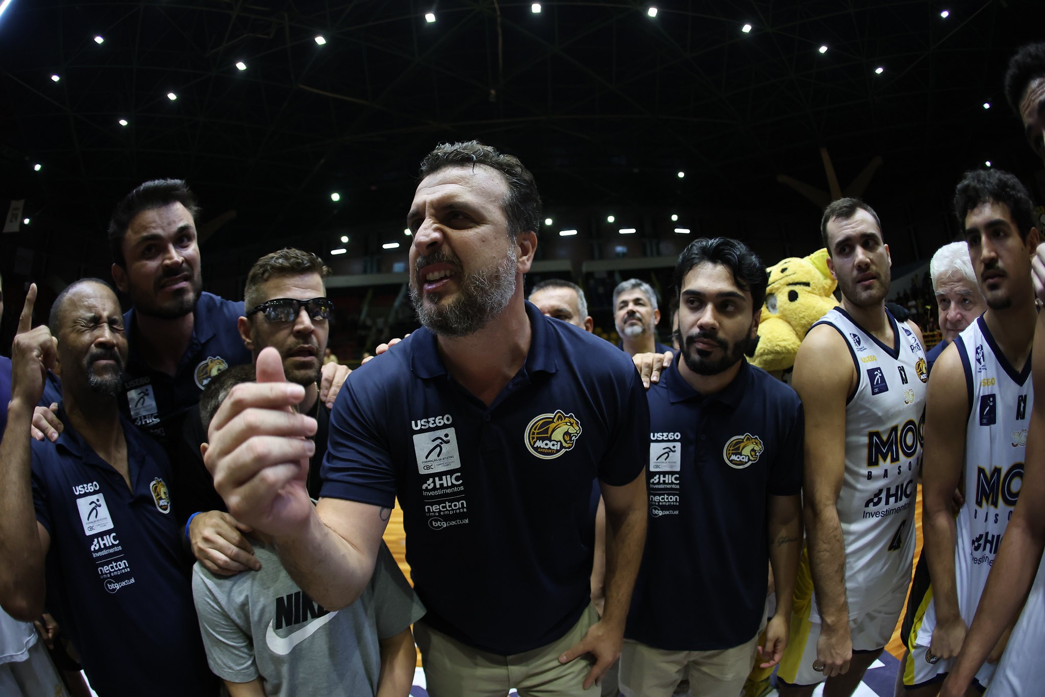 Penna enaltece Mogi após vaga nas quartas e varrida no NBB: “Fomos cirúrgicos em todos os detalhes”