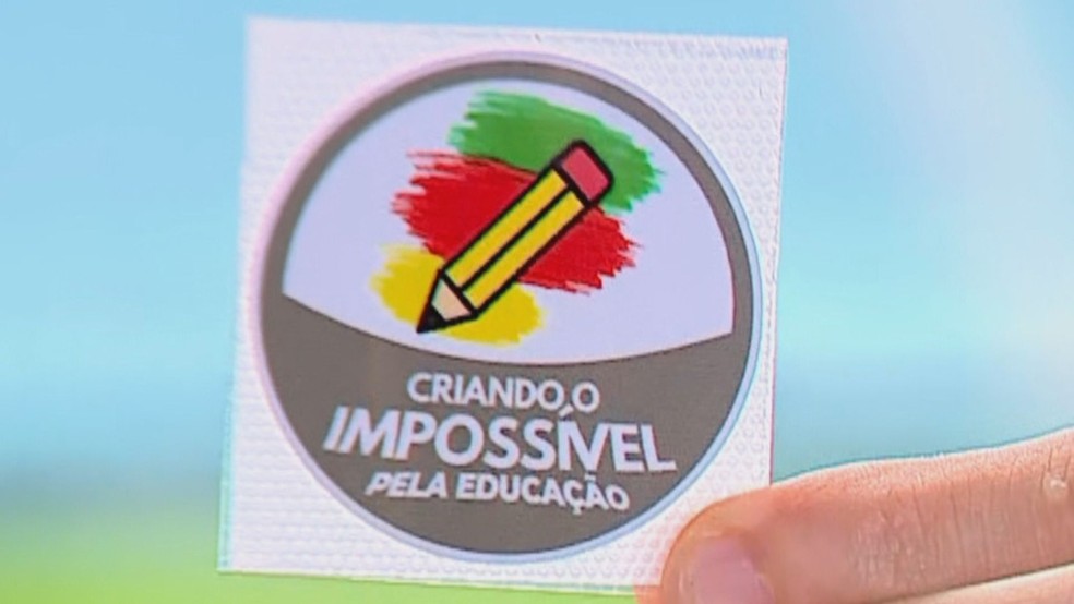 Patches comemorativos do Crie o Impossível