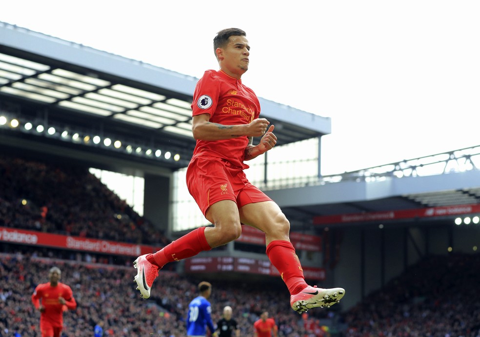Philippe Coutinho Liverpool Everton — Foto: Peter Byrne / AP