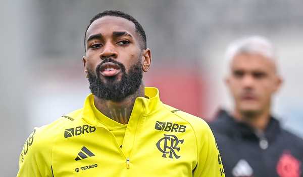 Treino de Pênaltis com Filipe Luís e Retorno de Titulares no Flamengo