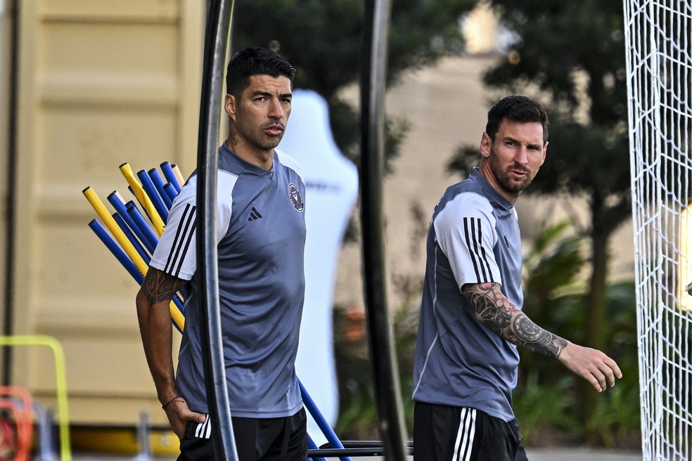 Suárez e Messi em treino do Inter Miami — Foto: Chandan Khanna / AFP