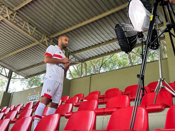 Lucas, do São Paulo, sonha com primeiro gol no Mineirão na final da Supercopa: 