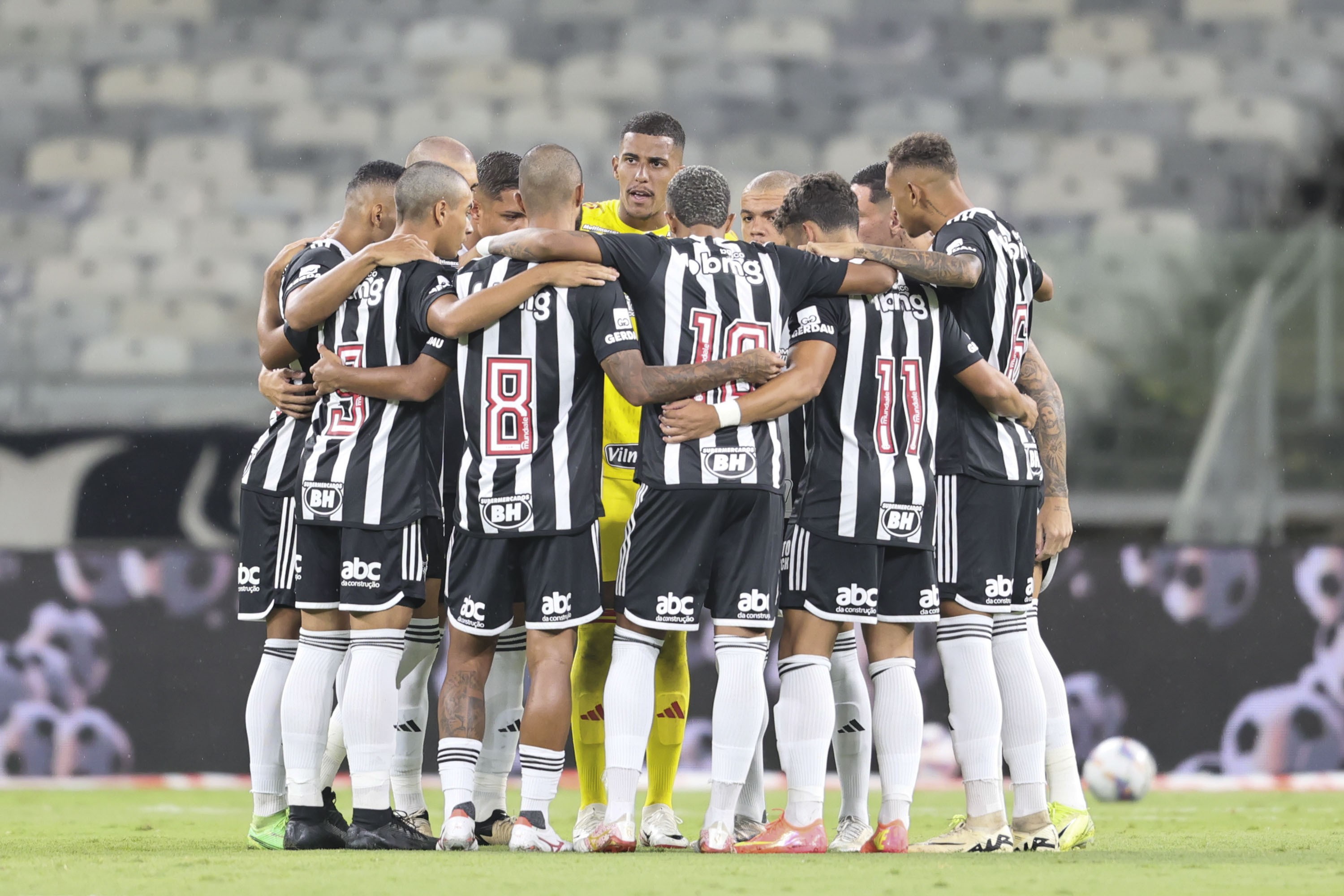 Rivais tropeçam, e Atlético-MG vai definir classificação no Mineiro na última rodada