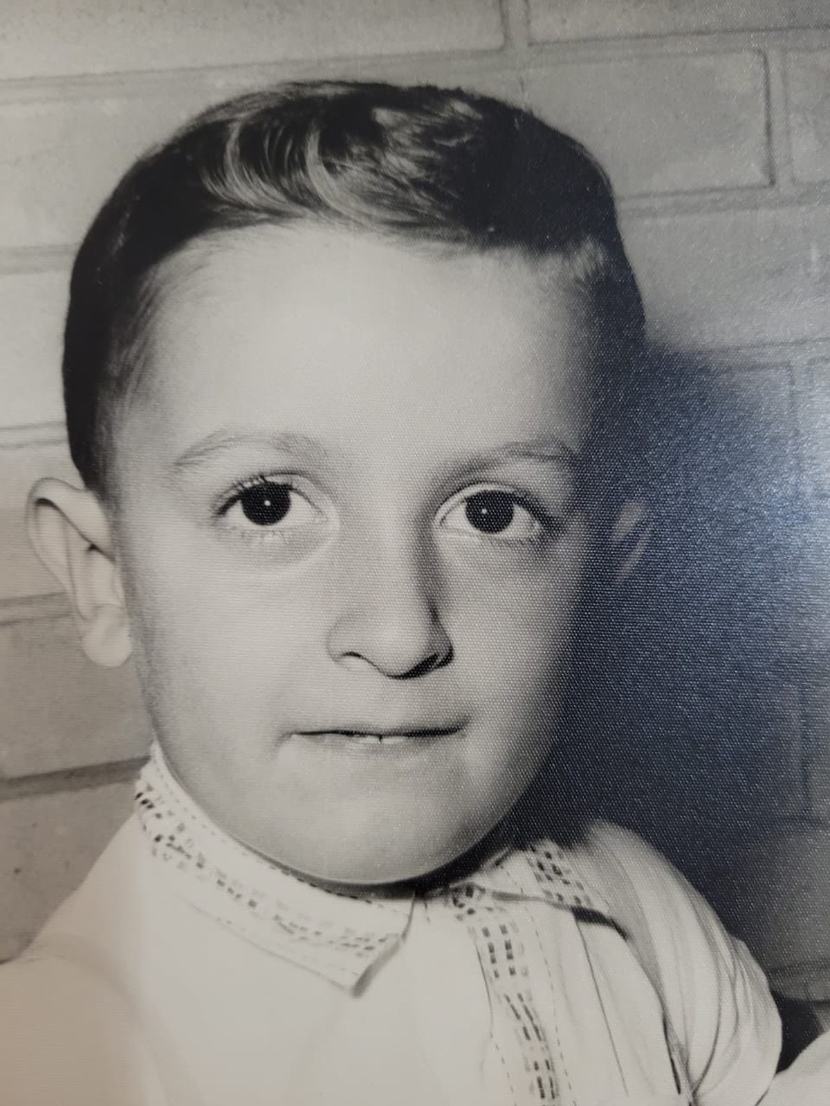 São Paulo publica foto de Dorival criança, e torcedores brincam: 