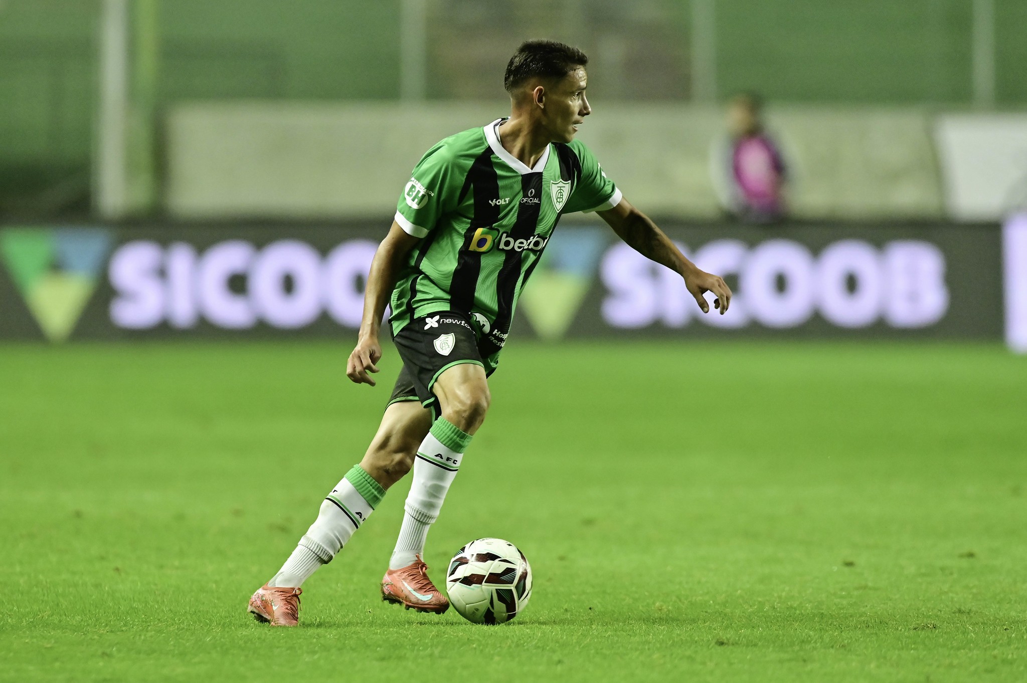 Guarani troca atacantes e se reforça para a Série C