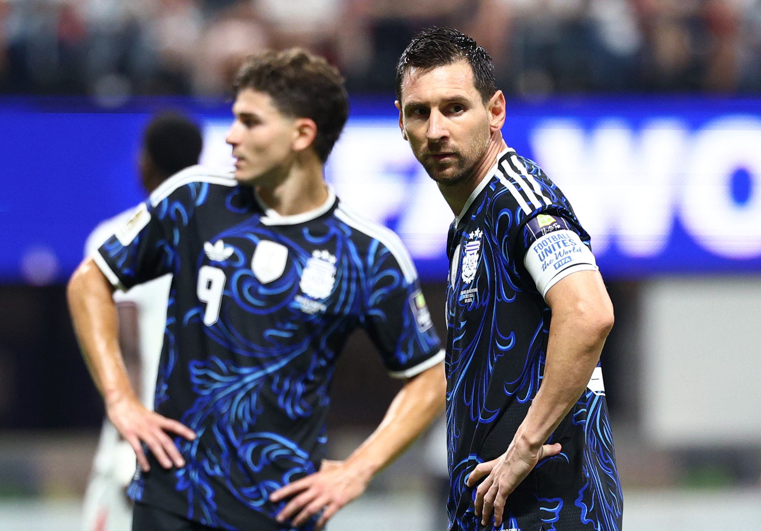 Entenda o significado da camisa azul usada pela Argentina na semifinal da Copa do Mundo