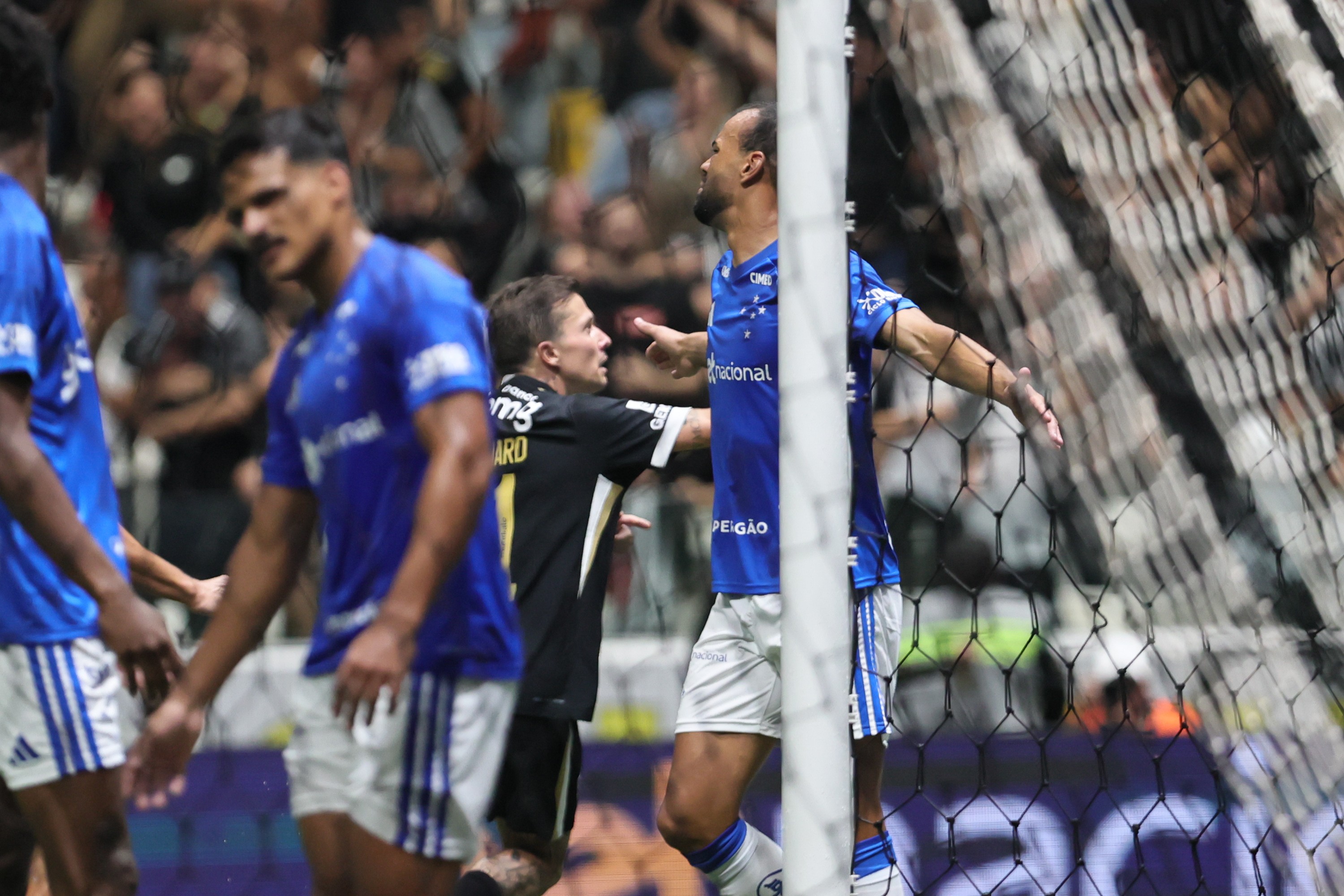 Cruzeiro no Cartola: De craque a decepção em 2026