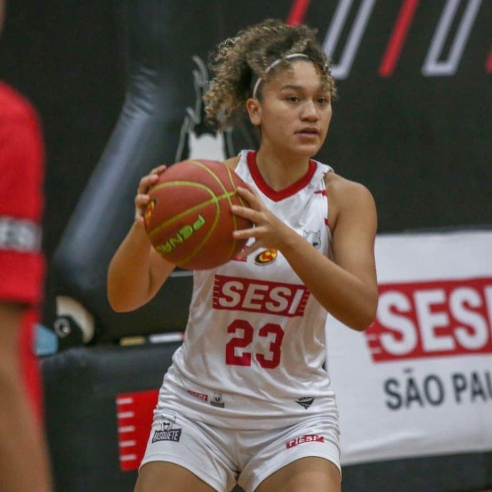 Campeã Paulista e da Copa Brasil de basquete, amapaense Diully Silva renova  com Sesi Araraquara, ap