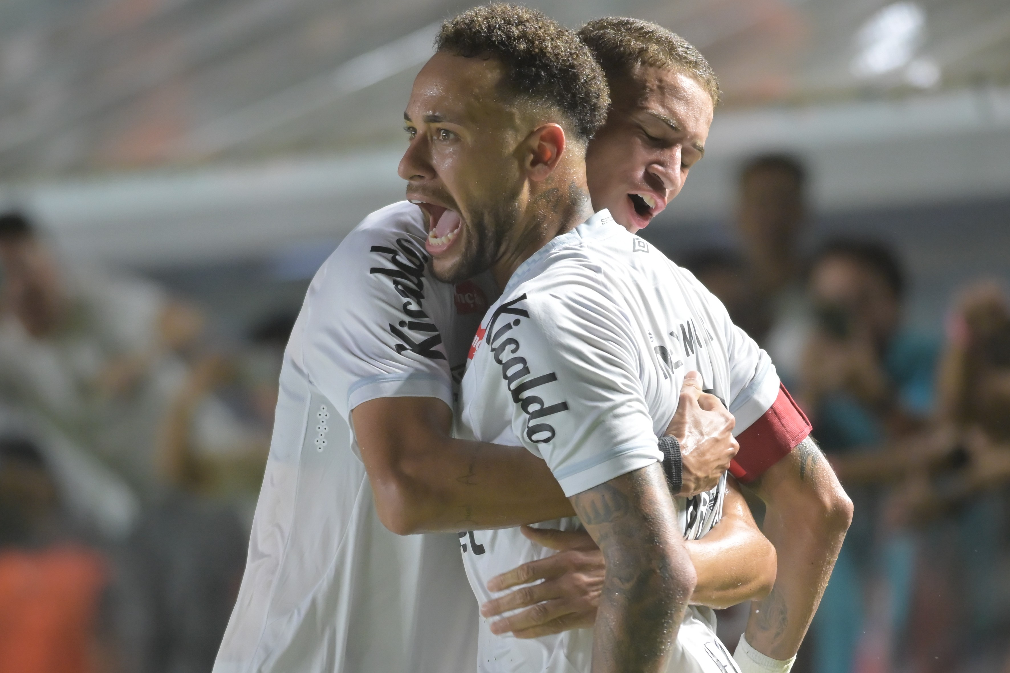 Pontuação contra o Vasco foi a terceira melhor de Neymar desde seu retorno; veja top 5