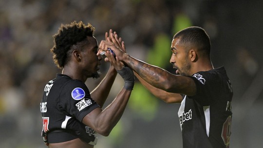 Paulo Henrique se destaca em classificação do Vasco