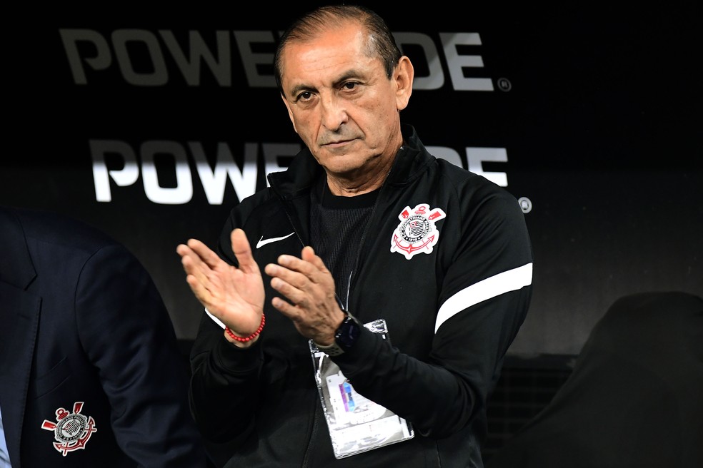 Corinthians evoluiu no mês de setembro com Ramón Dìaz